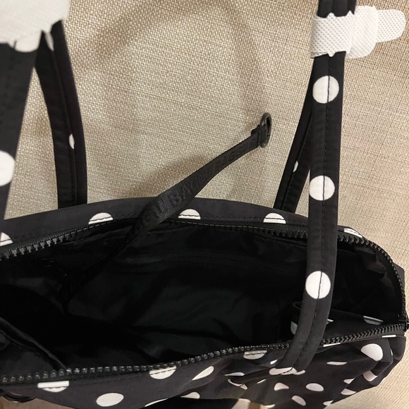 NWT Baggu Medium Nylon Bowler Bag Black White Polka Dot - Picture 8 of 9